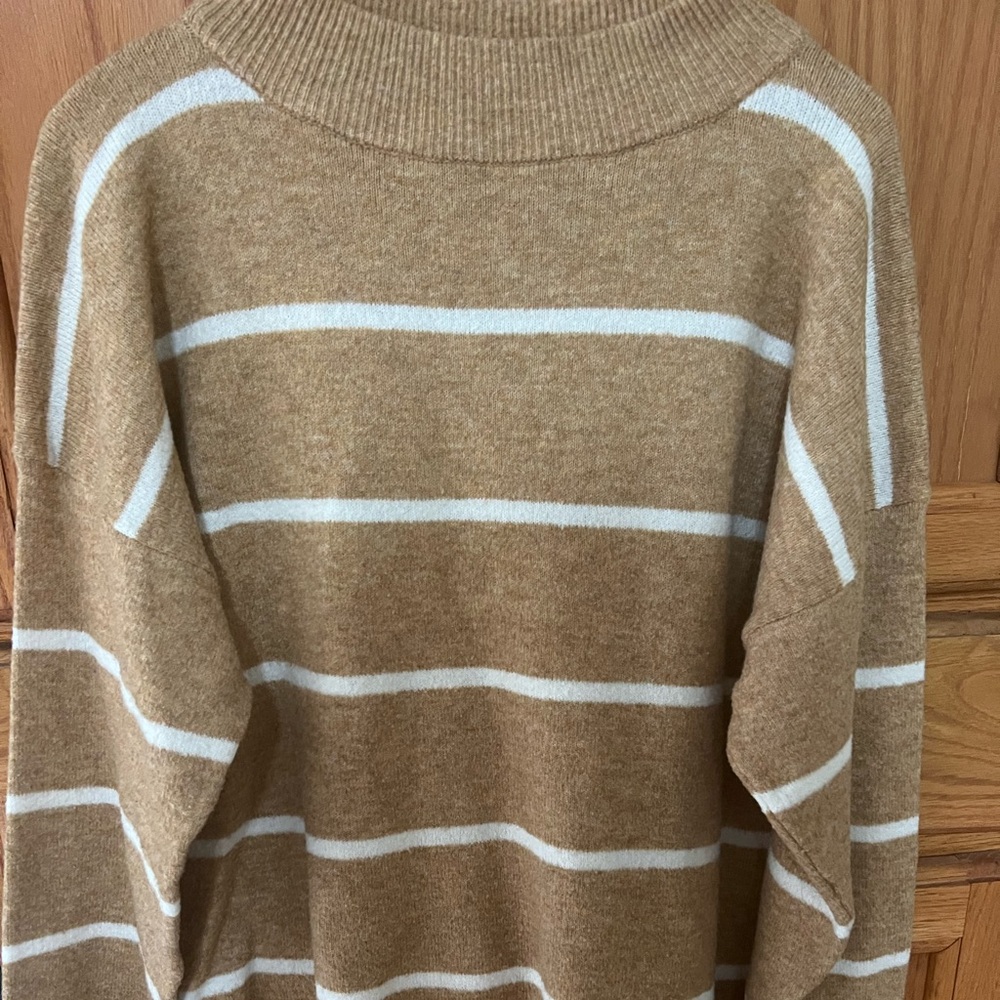 Girls sweater